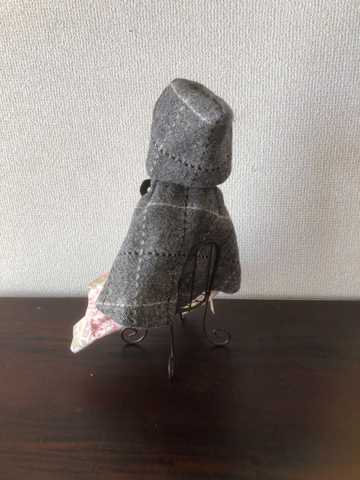 ハンドメイドにゃんこドール／マントの少女