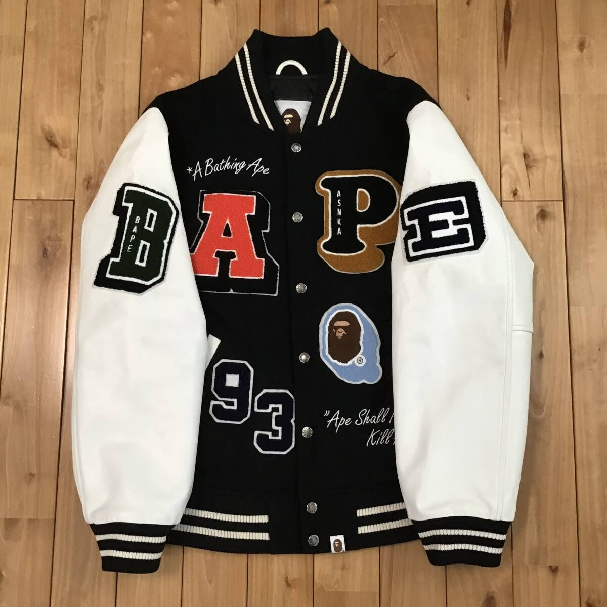 A BATHING APE スタジャン袖レザー APE スタジャン 超美品 ジャケット レザー 袖革 エイプ