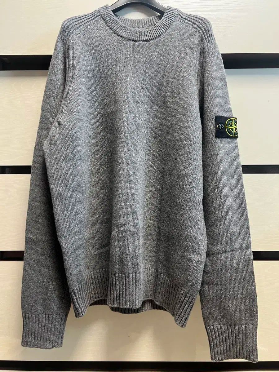 正規品】 STONE ISLAND ストーンアイランド ニット 【公式通販】