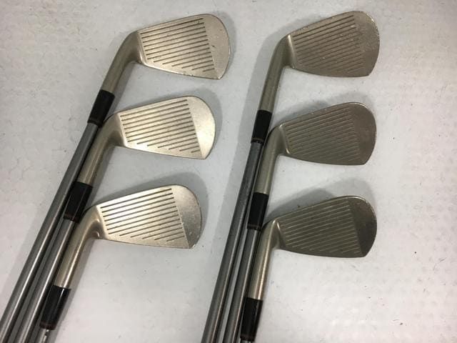 【中古ゴルフクラブ】(6本セット)ダイワ(グローブライド) ONOFF フォージドアイアン 黒(KURO) 2017 スムースキックMP-717I 5〜9.P【14日間返品OK】 返品OK 【中古ゴルフクラブ】(6本セット)ダイワ(グローブライド) ONOFF