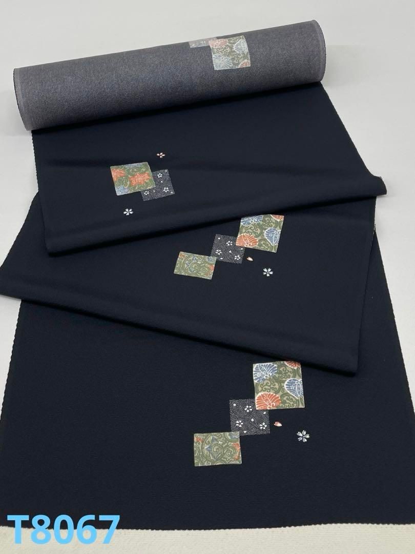 小紋 飛び柄 黒地 正絹 反物 - メルカリ