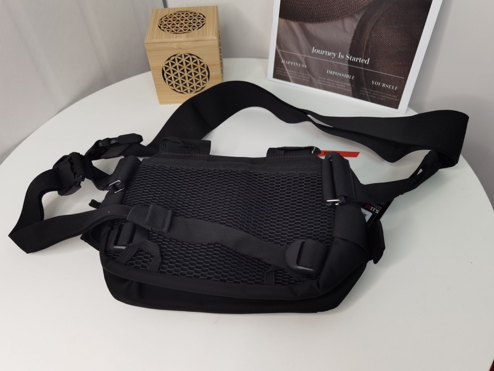 【美品】ファイブイレブンタクティカル プッシュパック 6L ショルダーバッグ 黒 Amazon.com: 5.11 Tactical Push Pack Sling Bag – 6L Crossbody