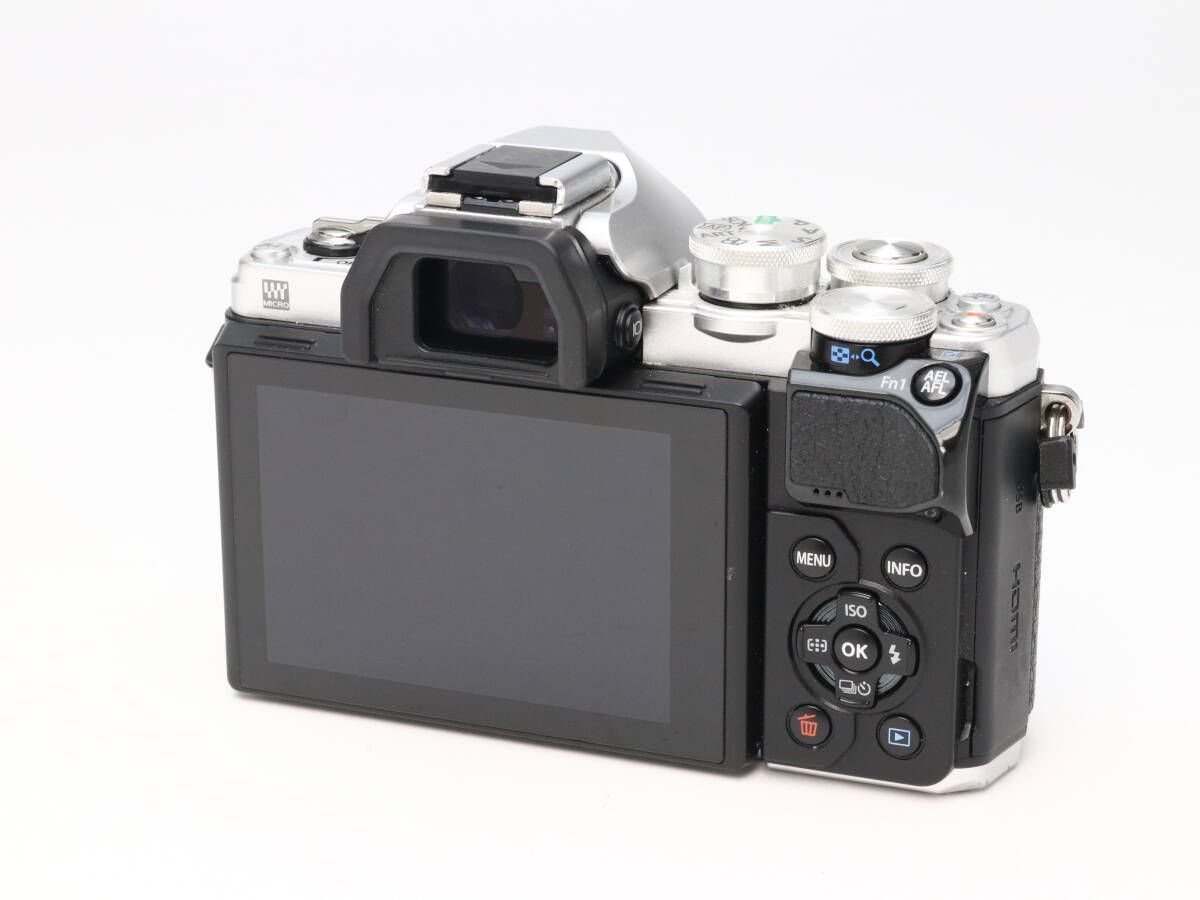 【ジャンク品】OLYMPUS OM-D E-M10 ボディのみ ジャンク】OLYMPUS OM-D E-M10 Mkⅲ（Olympus OM-D E-M10 Mark