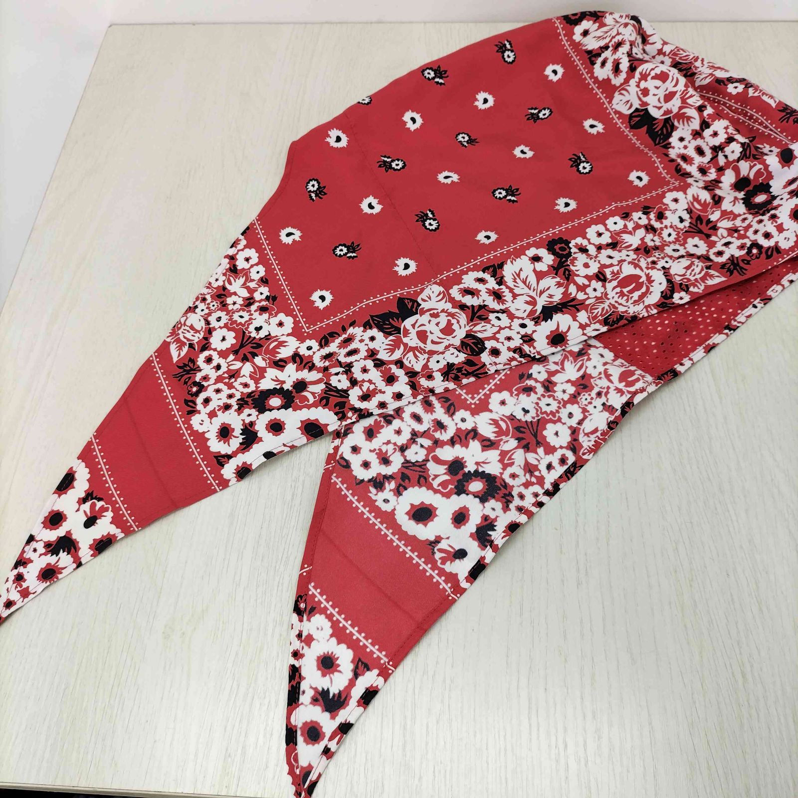 ユーズドフルギ 古着 NOMARHYTHM TEXTILE DYG Hoody Silk Scarf メンズ 表記無 バンダナ 小物 メンズ