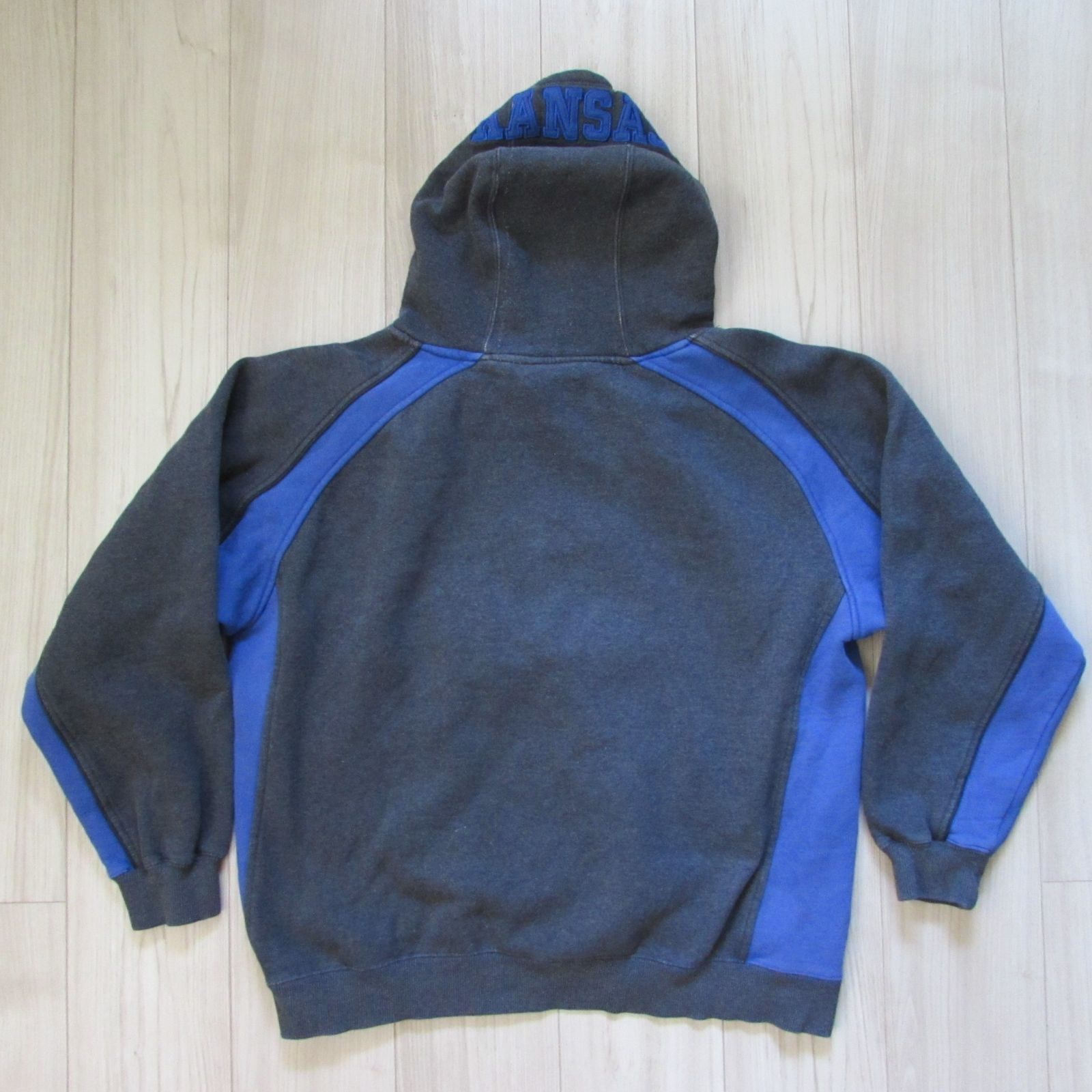 海外規格L】古着 スウェットパーカー colosseum The University