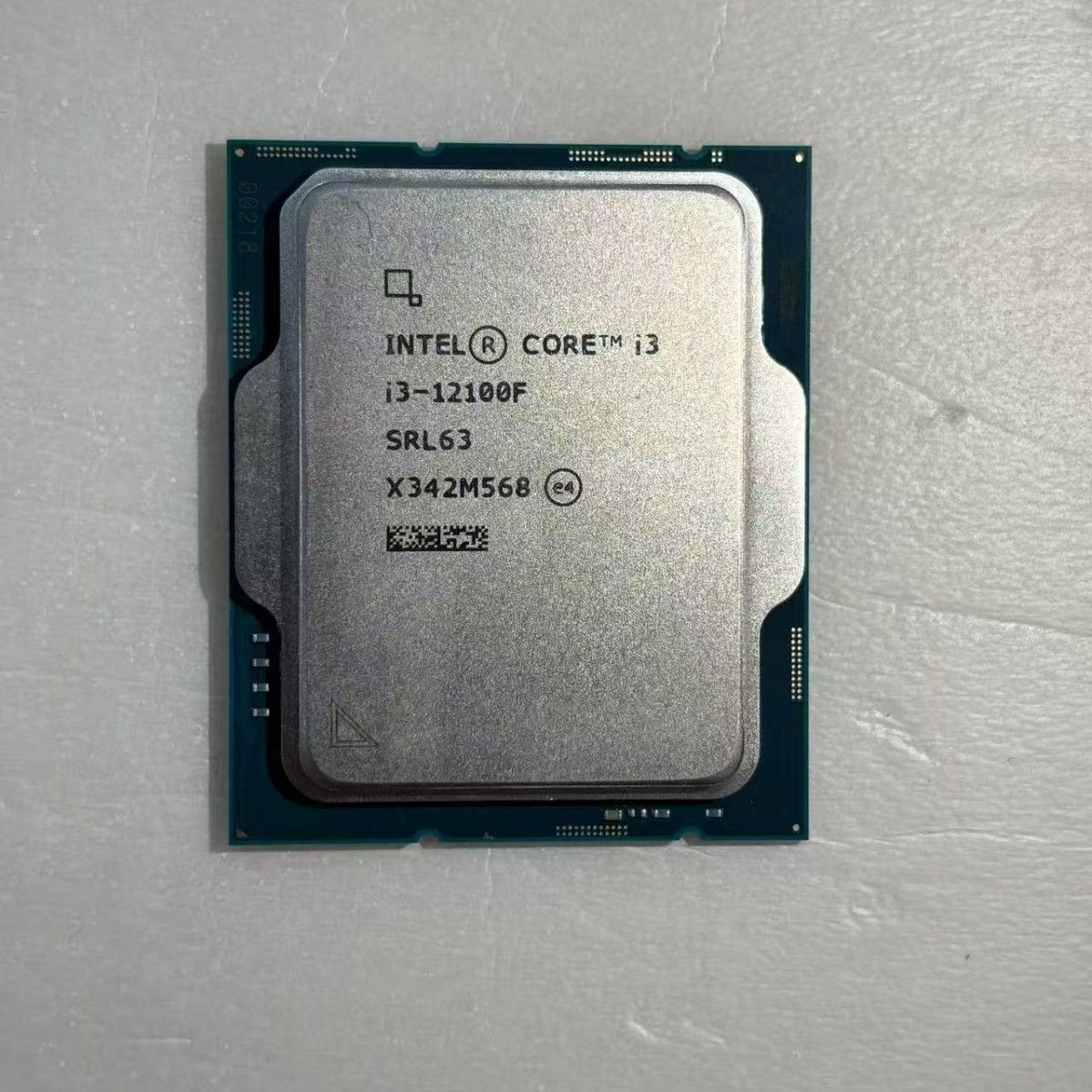 CPU core i3-12100F 4 8 3.3GHz CPU core i3-12100F 4 8 3.3GHz