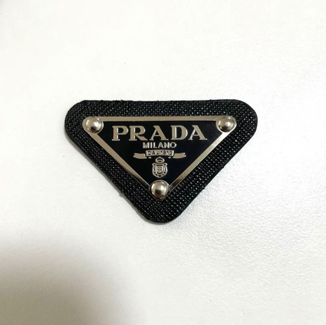 新品・未使用 ブローチパーツ プラダ PRADA ノベルティ - ナツキ