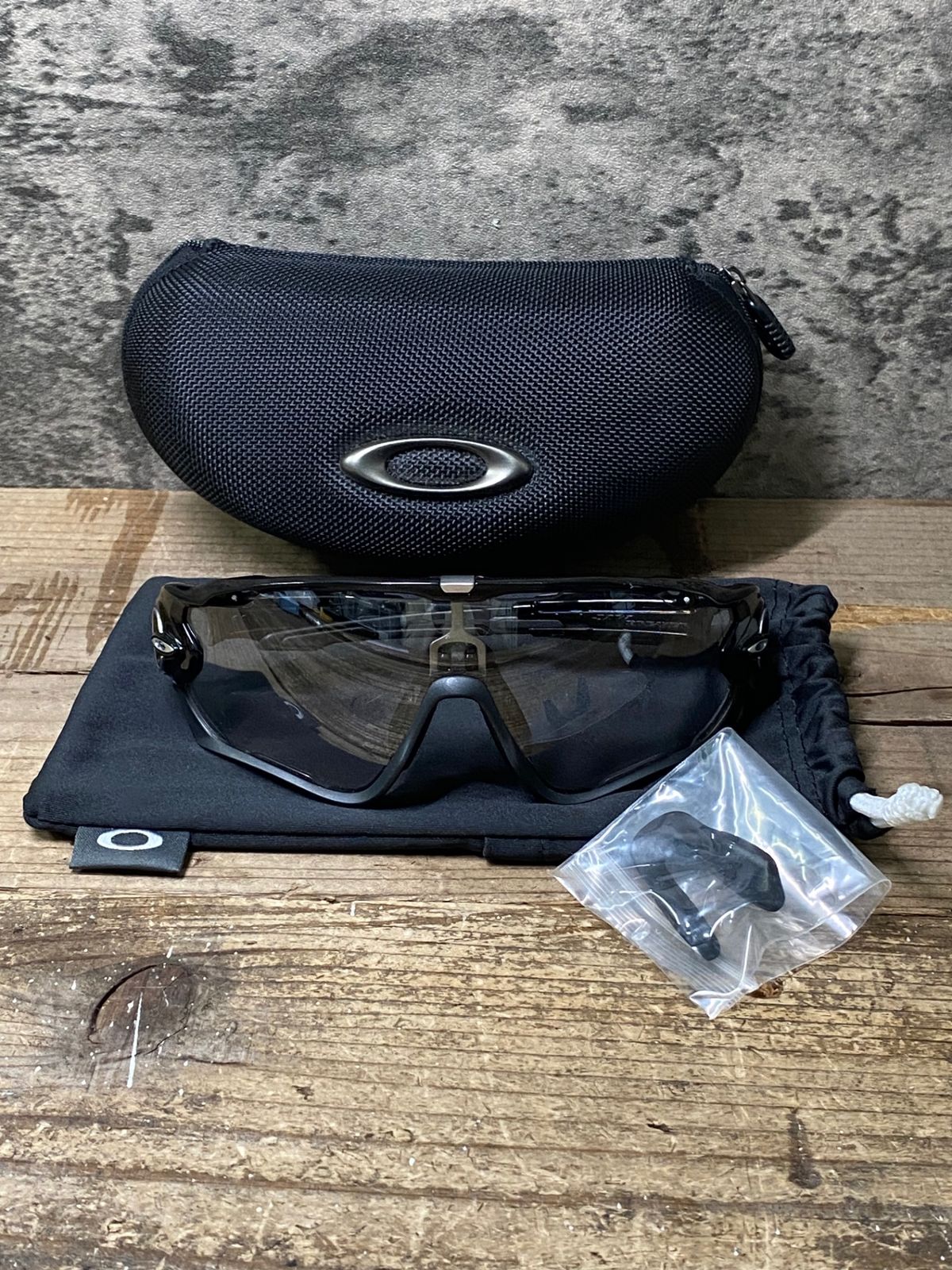 IX410 オークリー OAKLEY ジョウブレイカー JAWBREAKER サングラス アイウェア 黒