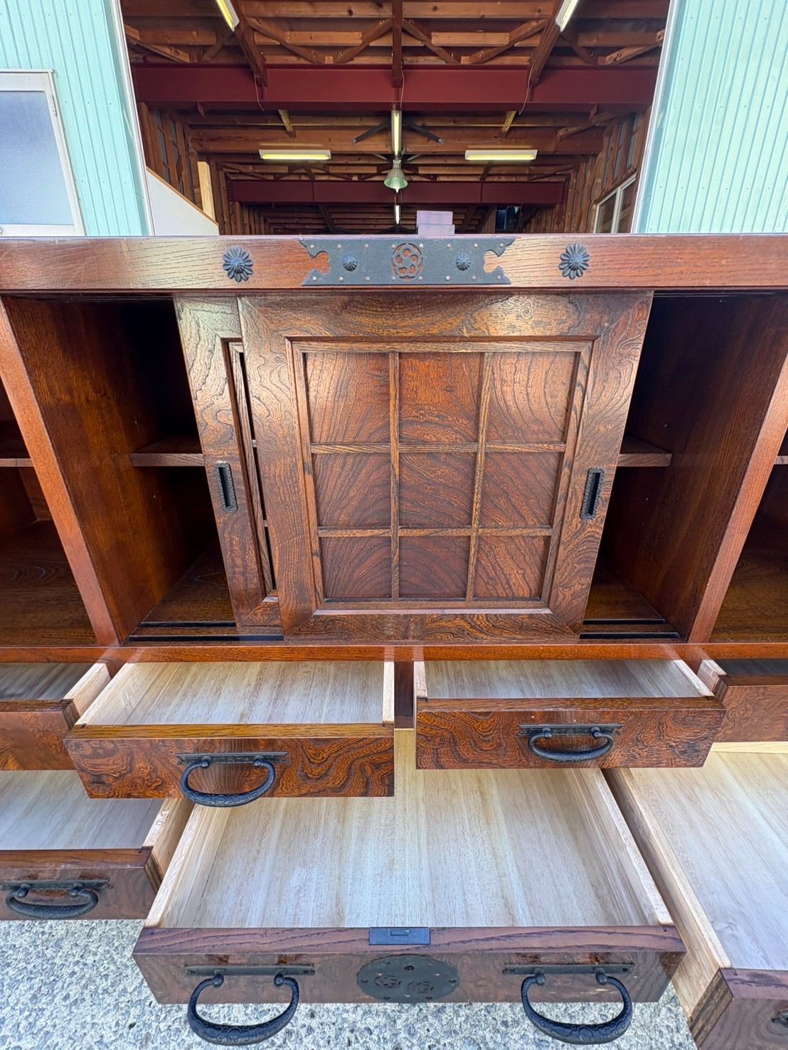  和家具 時代箪笥 水屋箪笥 飾り棚 欅調 古民具 レトロ アンティーク 幅168 5 cm 箪笥 家具