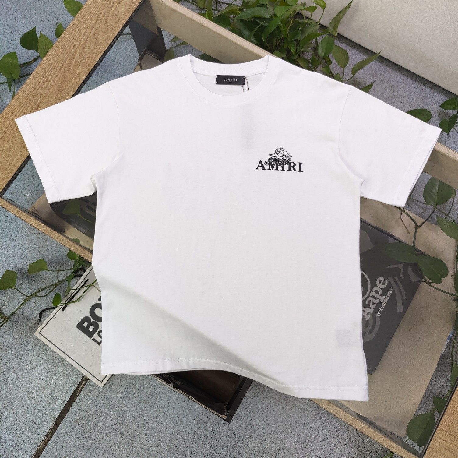 2024年新作 Amiri エンジェルキューピッドデザイン ロゴプリント カジュアルカップルショートスリーブTシャツ - メルカリ