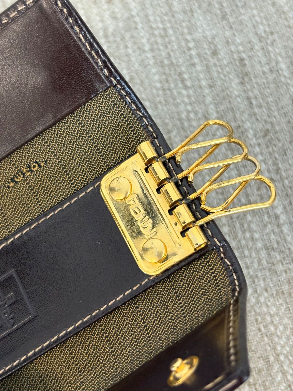 FENDI フェンディ ズッカ PVC/レザー キーケース 楽天市場