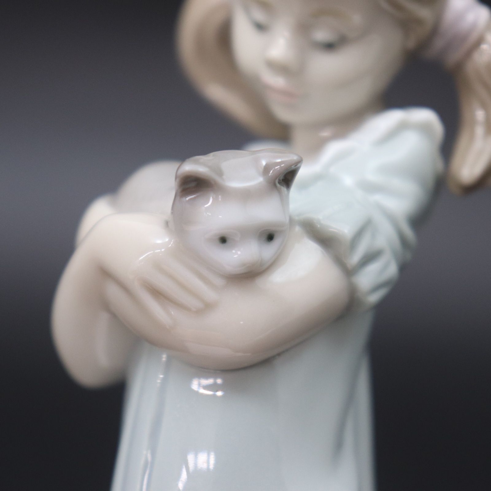 ITZNFZCY9CBW LLADRO リヤドロ 私のことも忘れないで #5743 少女