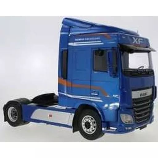 ミニカー 1/18 DAF XF スペースキャブ 2018(メタリックブルー