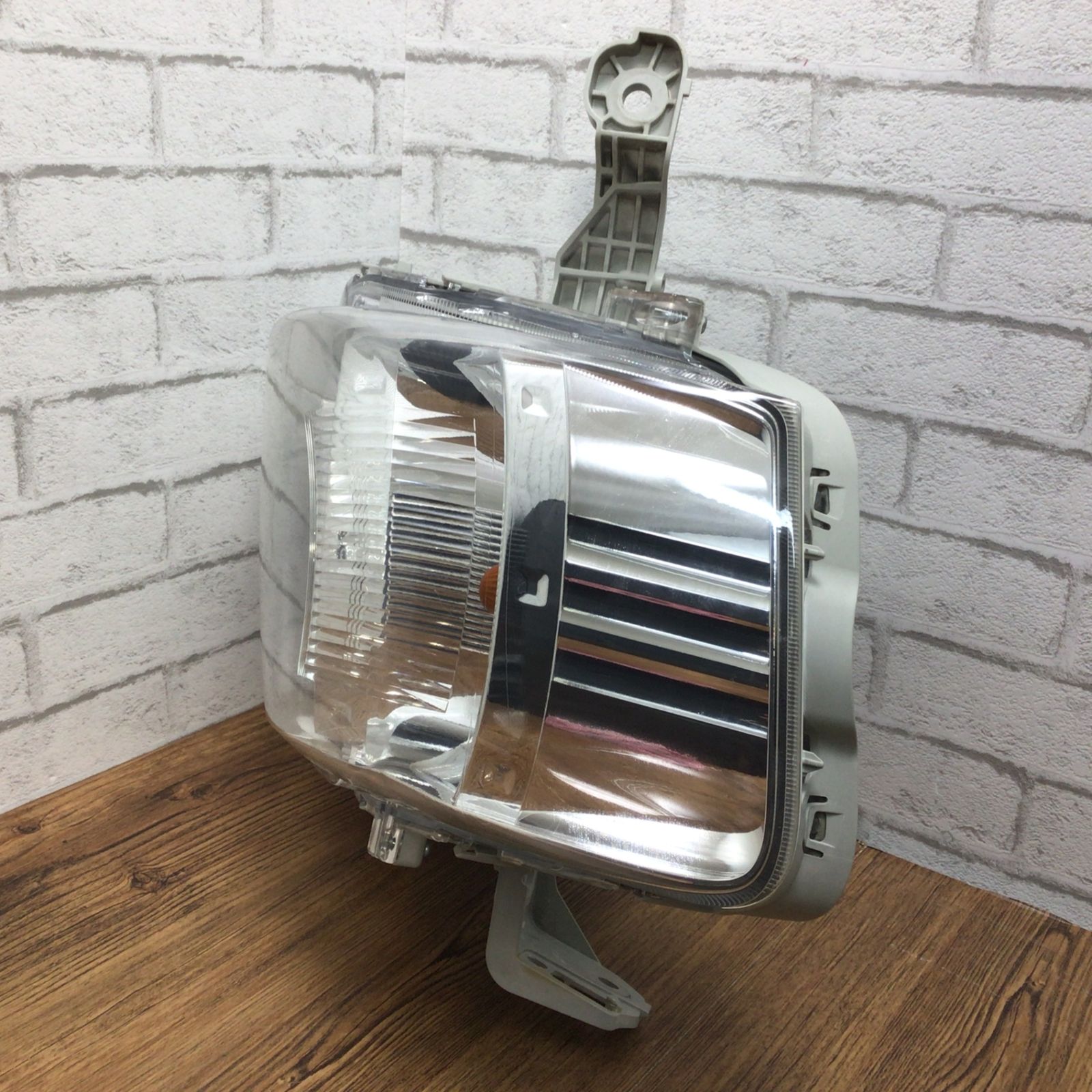 JF1 NBOX 右ヘッドライト STANLEY P9911#3239 6151 ホンダ N-BOX JF1