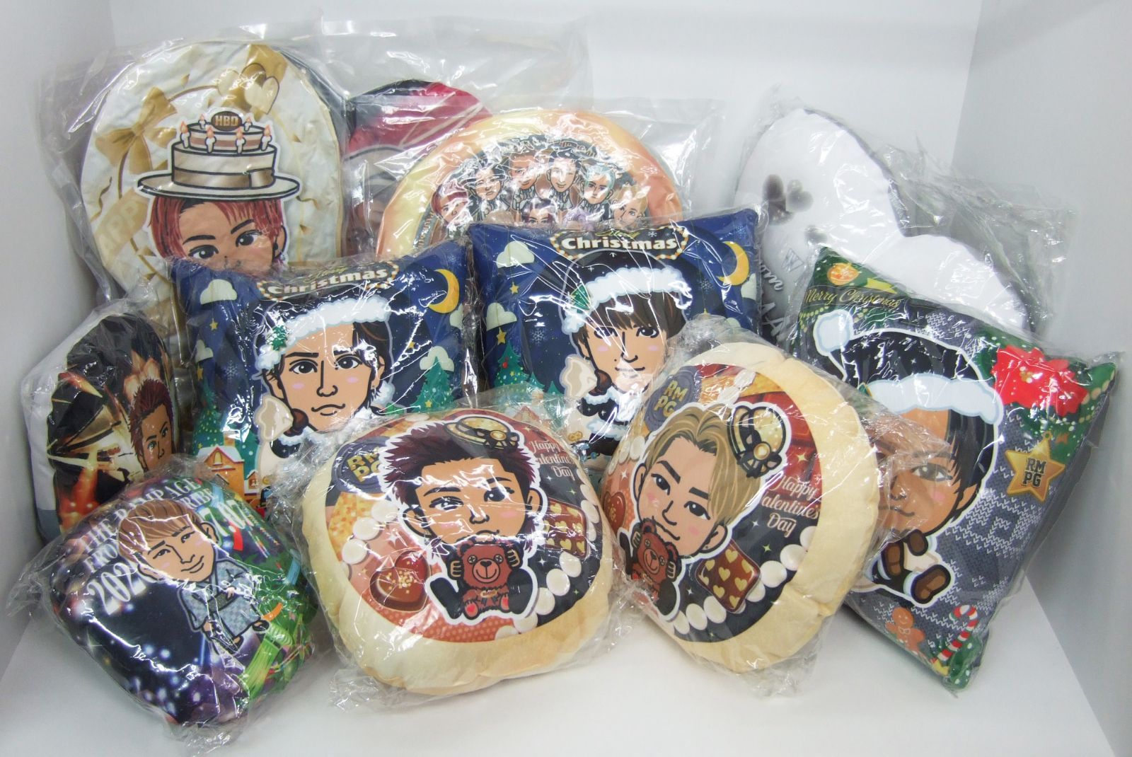 THE RAMPAGE クッション まとめ売り - メルカリ