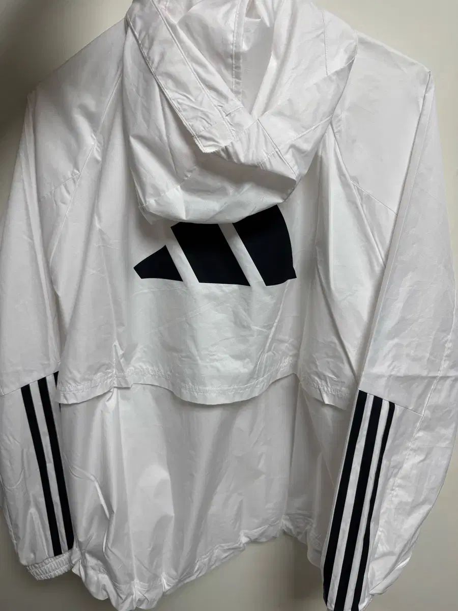 アディダス 白 ウィンドブレーカー ジャケット