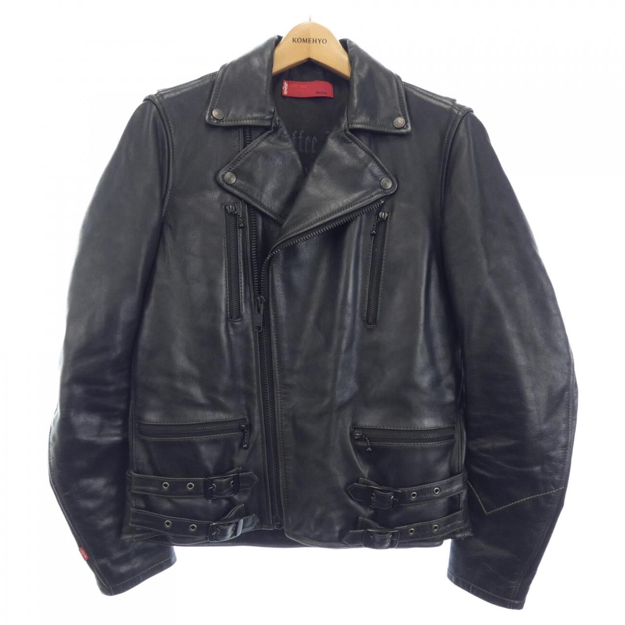 リーバイスレッド LEVI