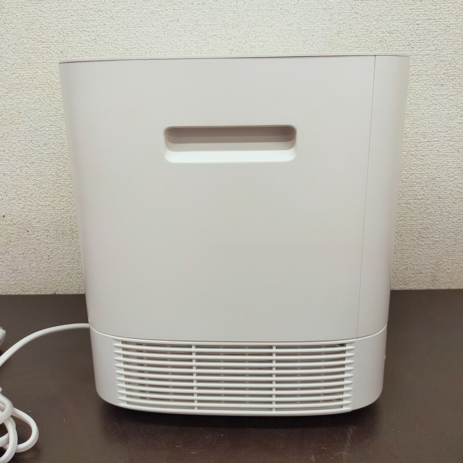 SHARP 除湿機 CV-P60-W 2022年製 シャープ CV-P60 「衣類乾燥」除湿機 W | ヤマダウェブコム
