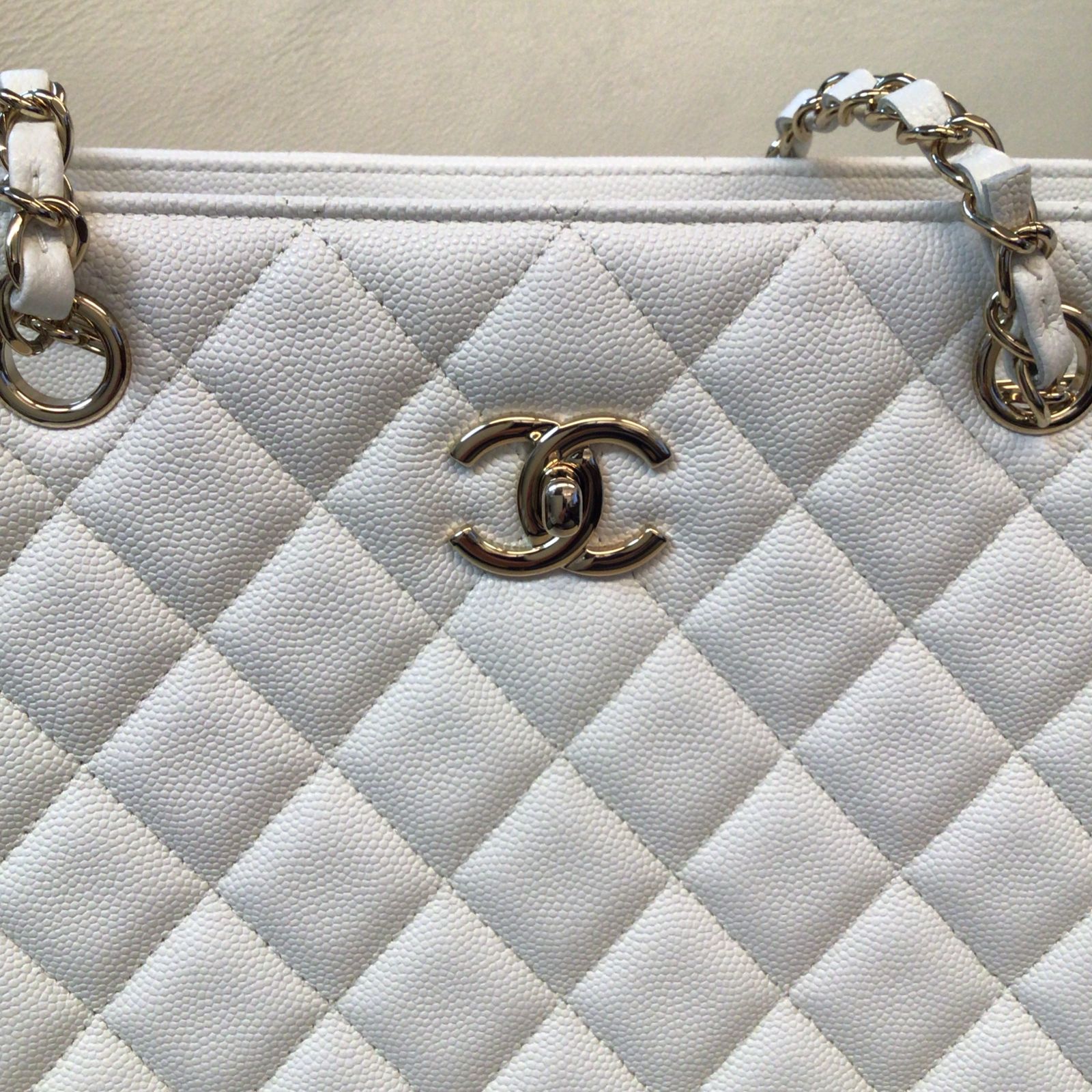 CHANEL シャネル CC ココマーク マトラッセ キャビアスキン チェーン 