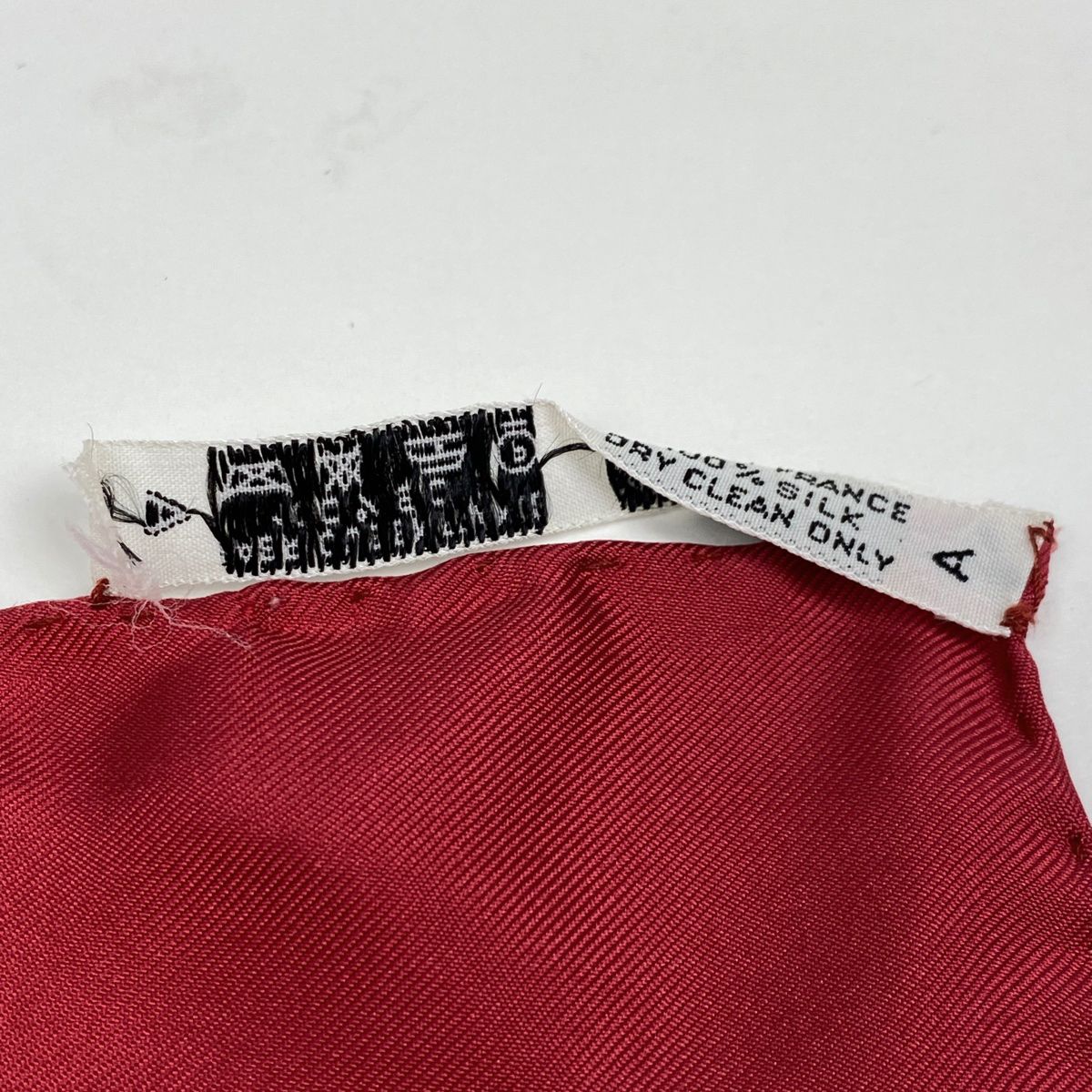 エルメス HERMES カレ 90 FERRONNERIE 鉄細工 スカーフ シルク レッド