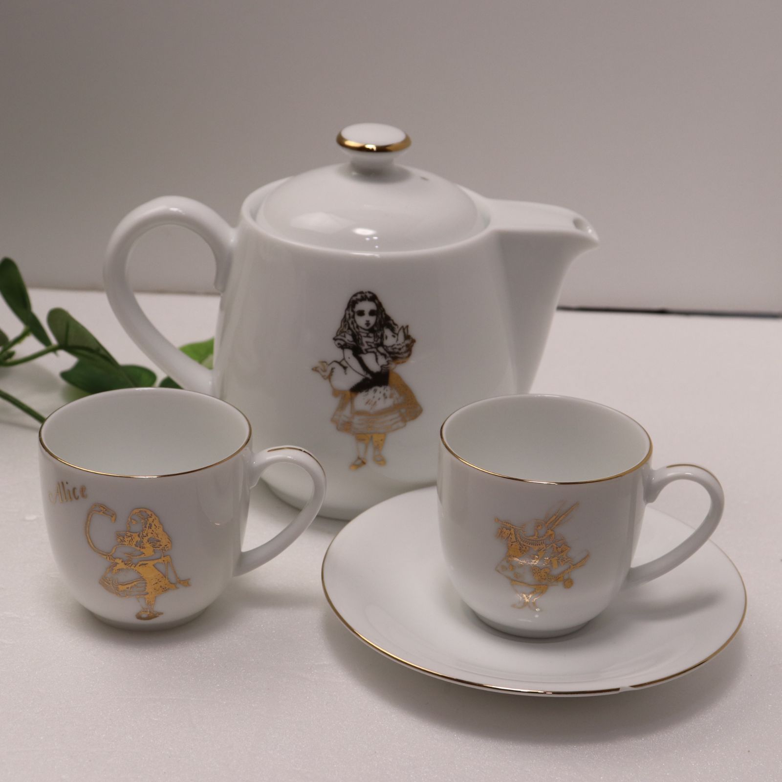 不思議の国のアリス ティーポット カップ