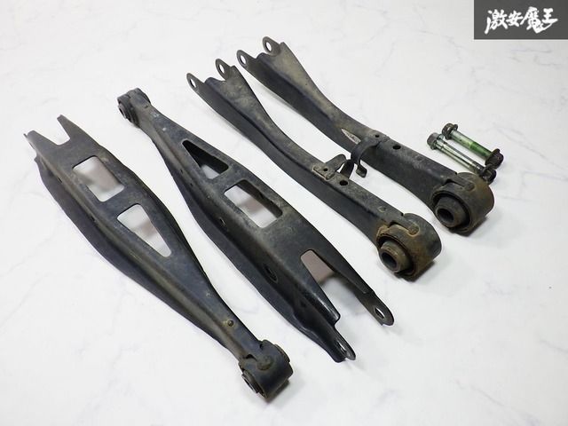 レガシィBP/BL5、インプレッサGRB-B型 86／BRZ ロアアームブッシュ STI