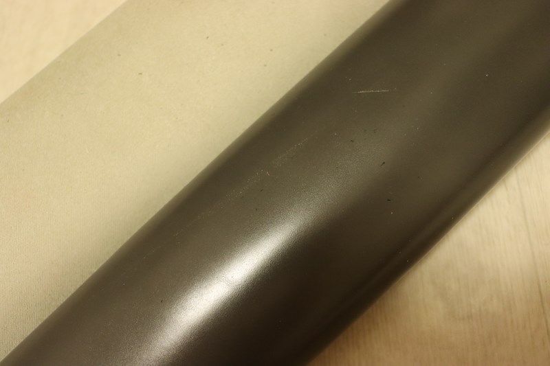 アッシュグレー 250ds クロム革 牛革 国産 レザー ガラス加工 半裁 一枚革 レザークラフト 革 皮 本革 diy 生地 材料