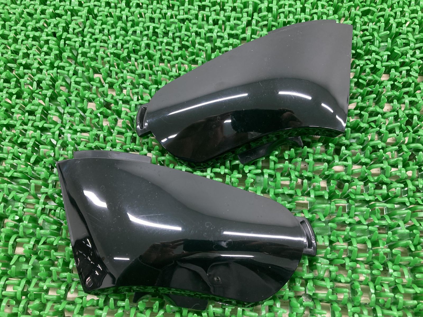 RH1250S アンダーカウルサイドカバー 左右 黒M 5720276/57200277 ハーレー 純正 中古 スポーツスターS チンスポイラーサイドカバー