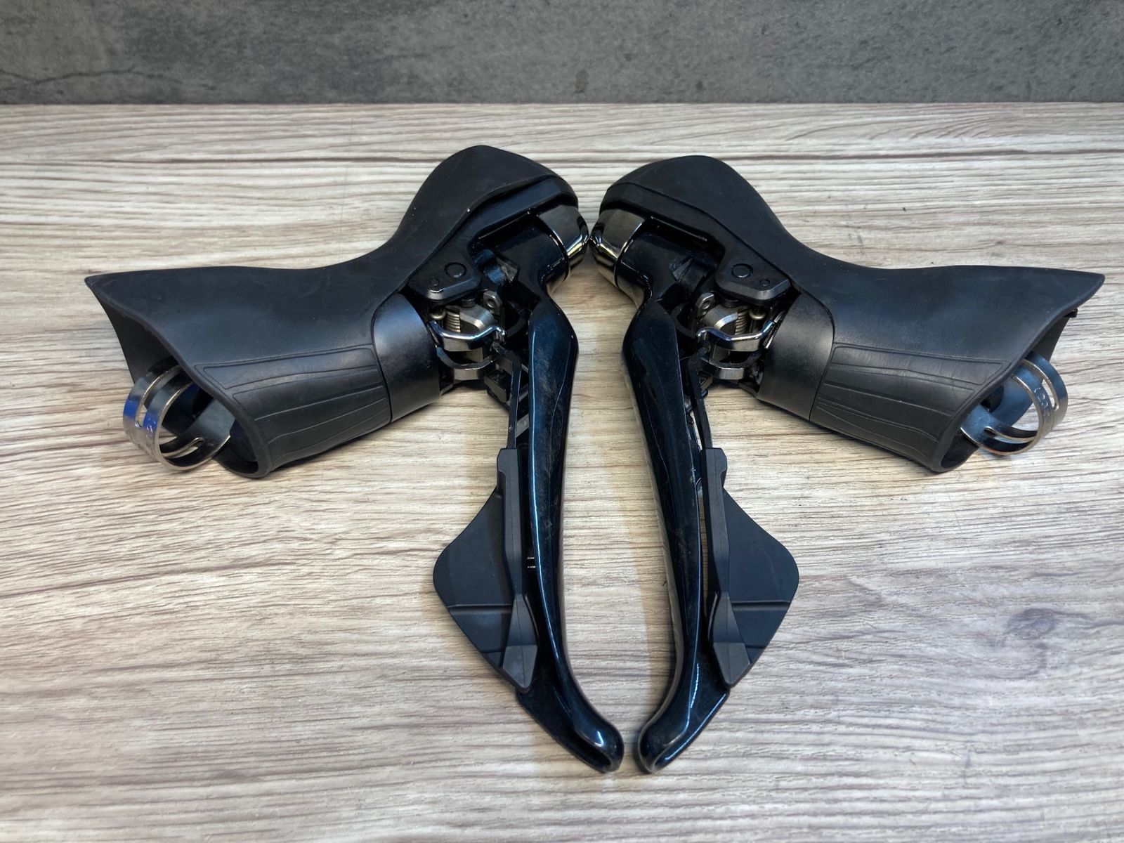 アルテグラ ST-R8020 STIレバー 2x11S 油圧DISC IK785 シマノ SHIMANO