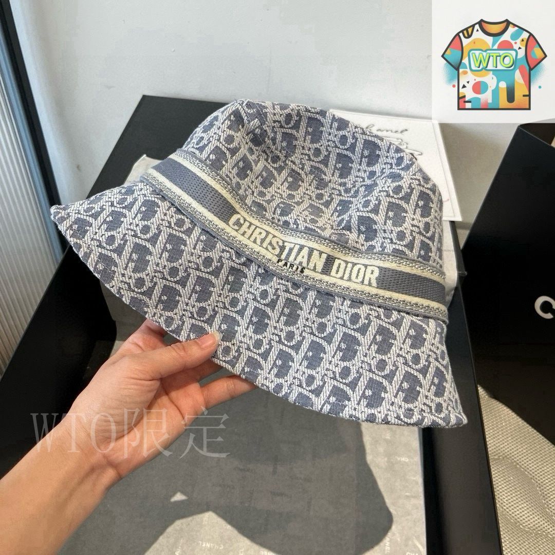 Dior☆バケットハット ロゴ 蝶モチーフ メタリック エレガント org.jpg
