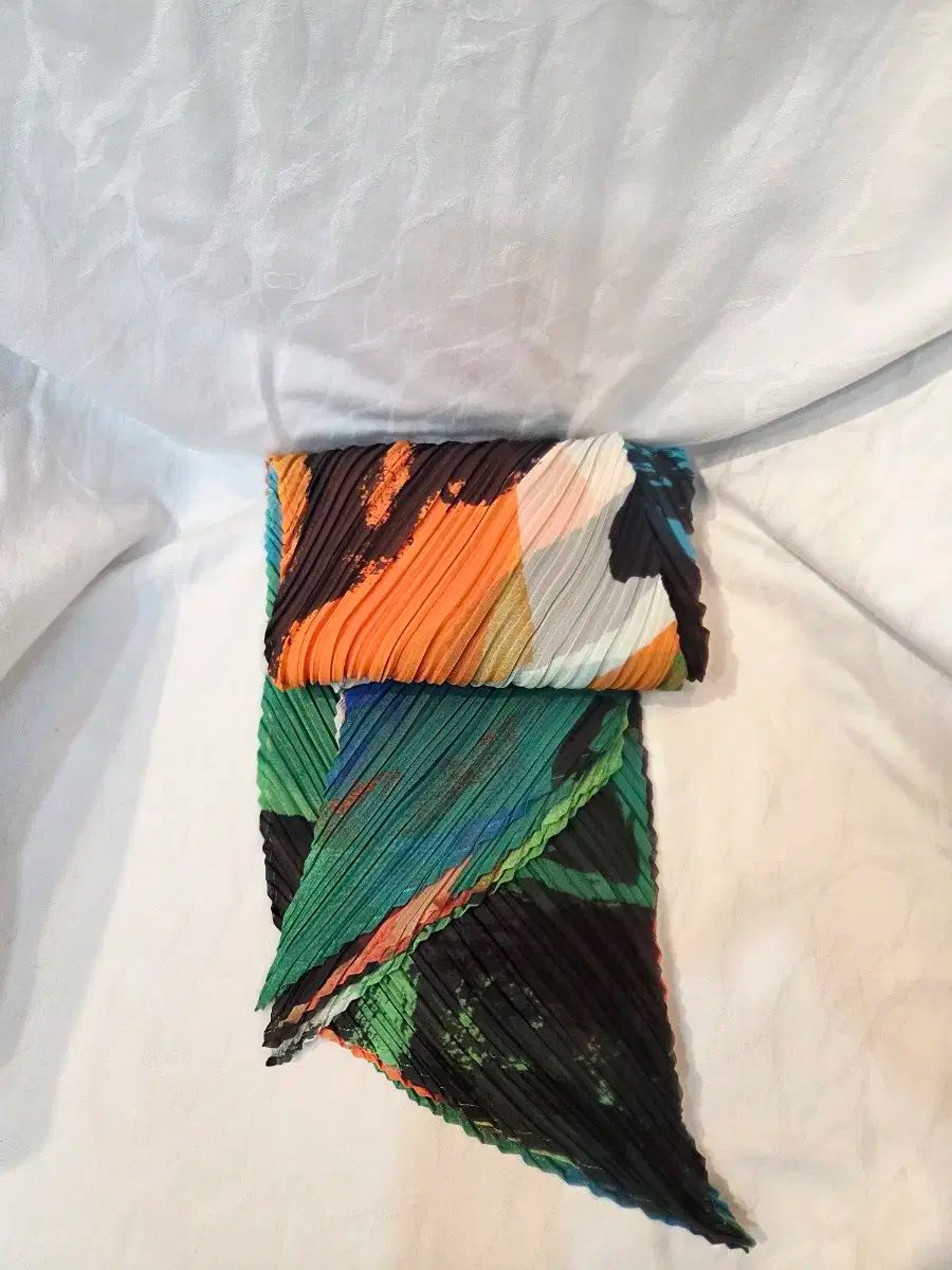 Issey Miyake Pleats スカーフ イッセイミヤケISSEY MIYAKE プリーツ