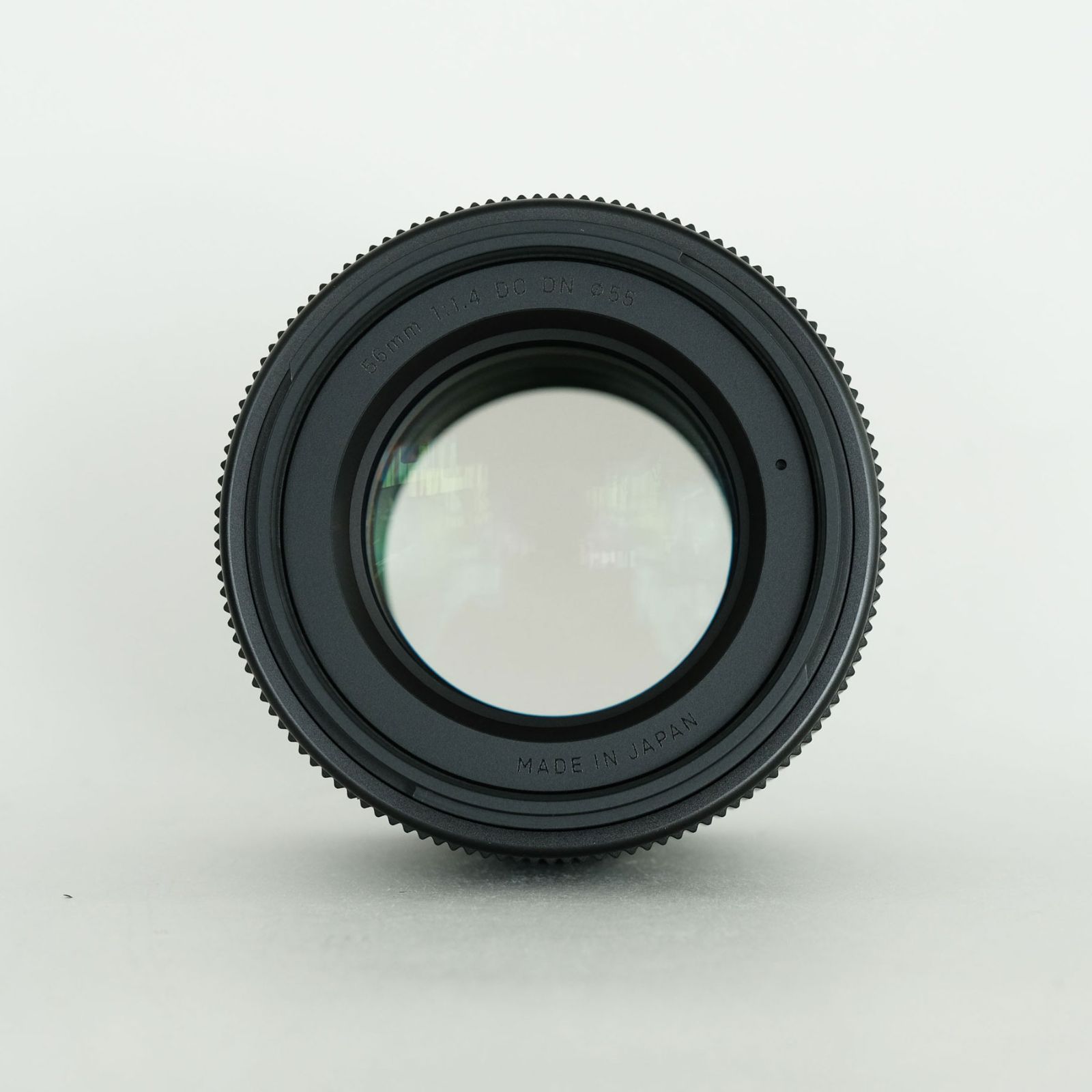 56mm F1.4