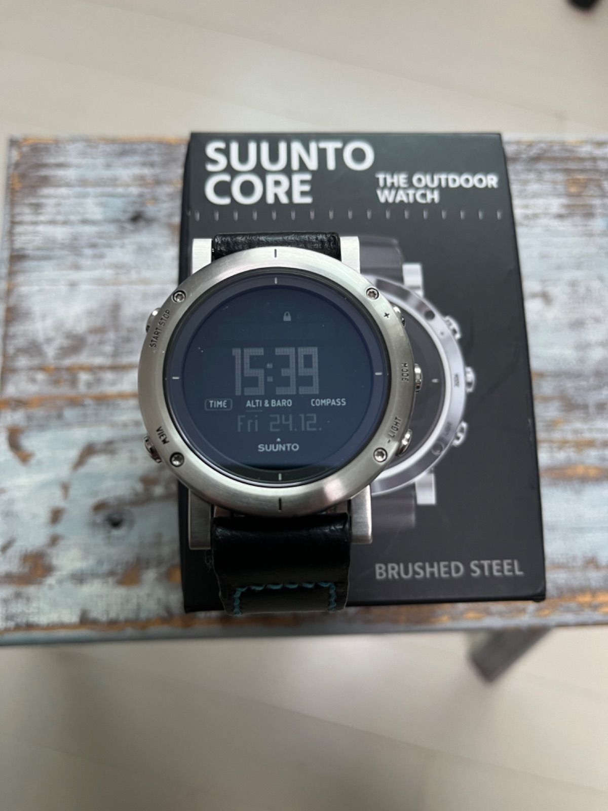 SUUNTO CORE BRUSHED STEEL 国内正規品 - m's shop - メルカリ