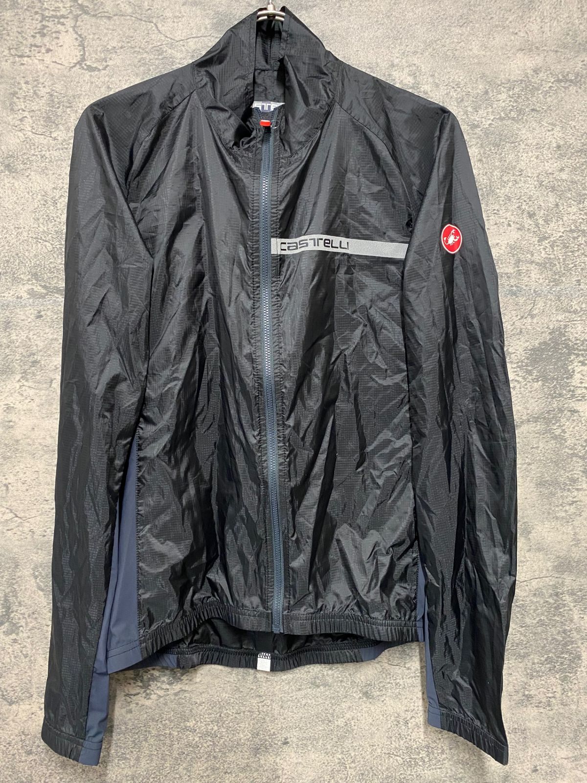 SHIMANO サイクルジャケット ブラック Lサイズ 裏起毛 美品 SHIMANO サイクルジャケット ブラック Lサイズ 裏起毛 美品 2025