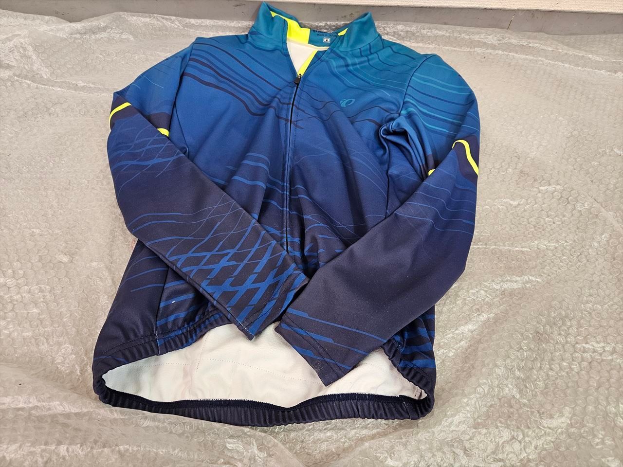 PEARL iZUMi size:M パールイズミ サイクルウェア ジャケット 冬用 ロード クロスバイク Z11
