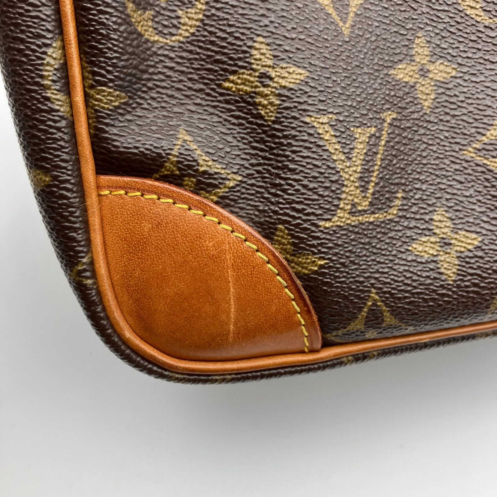 LOUIS VUITTON ルイヴィトン LV コンピエーニュ 28 モノグラム ...