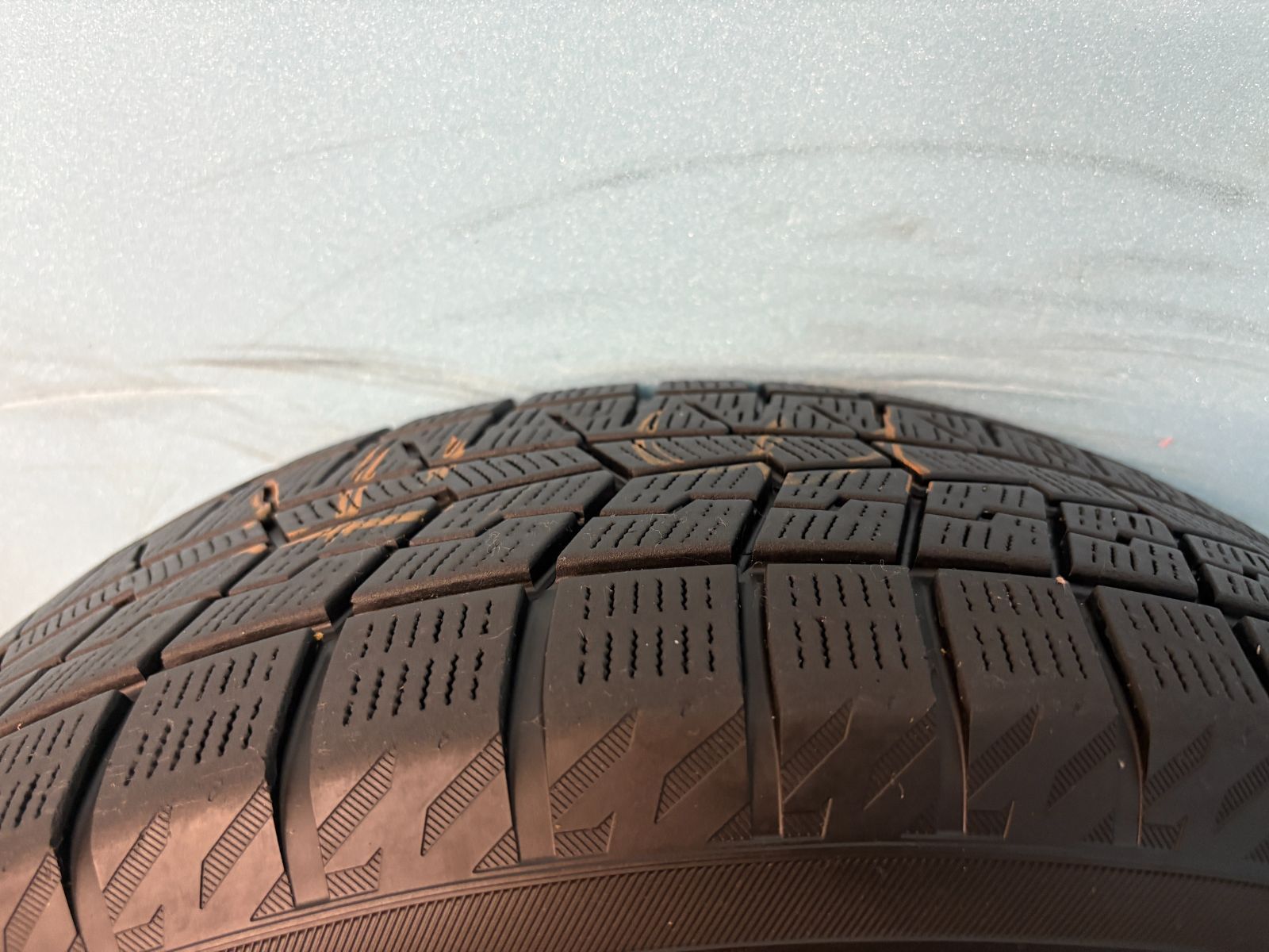 スタッドレス YOKOHAMA