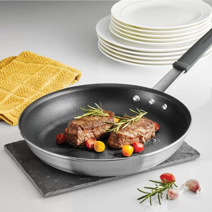 トラモンティーナ ステンレスフライパン 新品未使用 Amazon｜トラモンティーナ プロフェッショナル フライパン 26cm