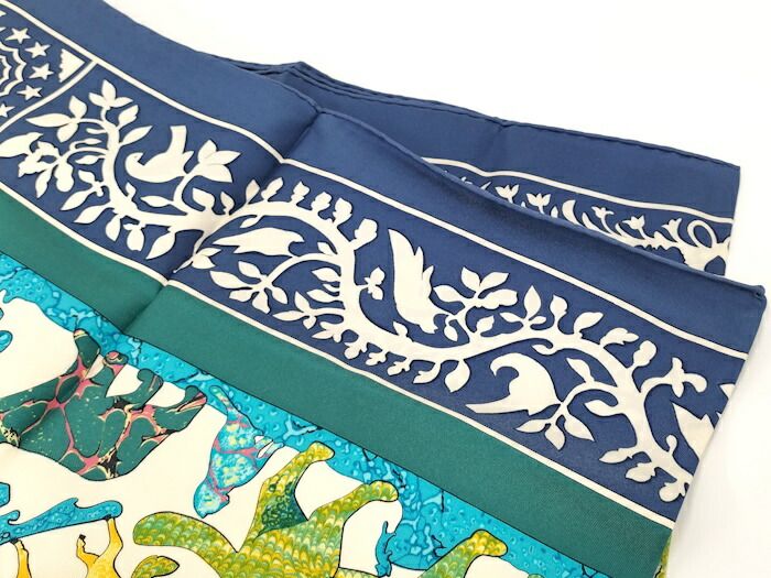 HERMES エルメス プリーツカレ スカーフ グリーン　ブルー　系 シルク エルメス スカーフ グリーン ブルー HERMES HERMES エルメス プリーツ