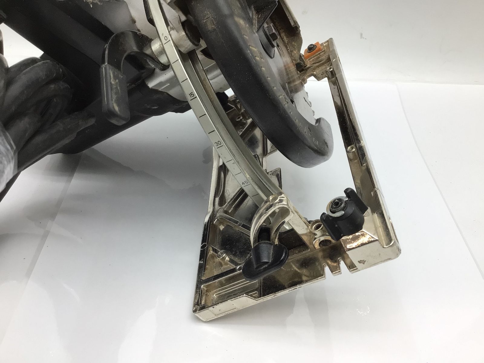 品 Makita マキタ 165mm電子マルノコ 黒 HS6302B ITROEDE4D3SS エコツール知立店 M02 HRDEVELOPMENT_JP