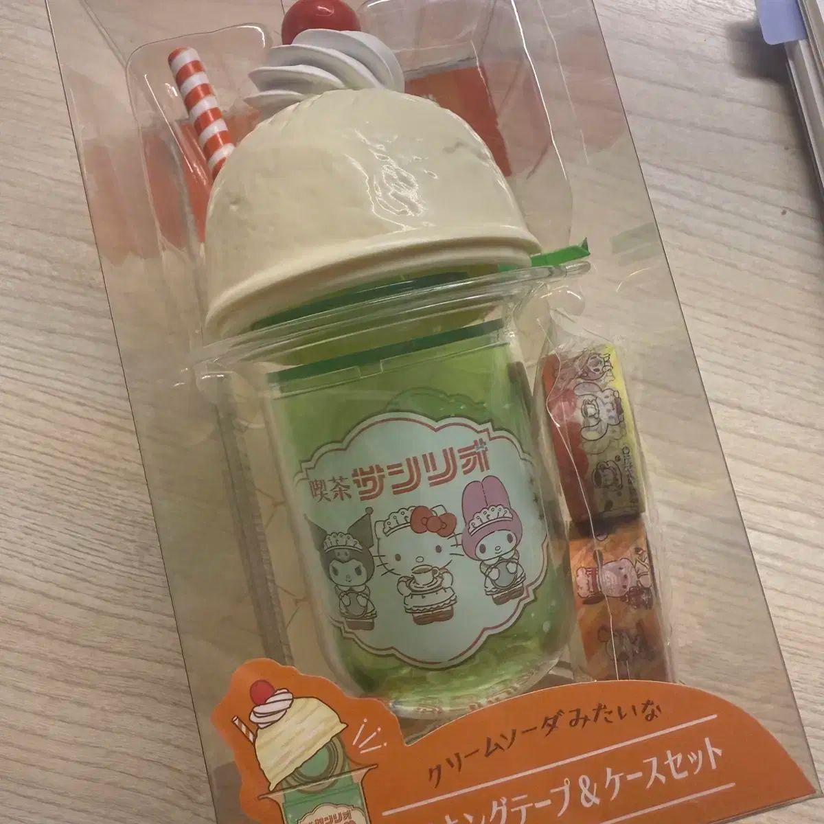 サンリオ 喫茶店 メロンソーダ マスキングテープ カッター