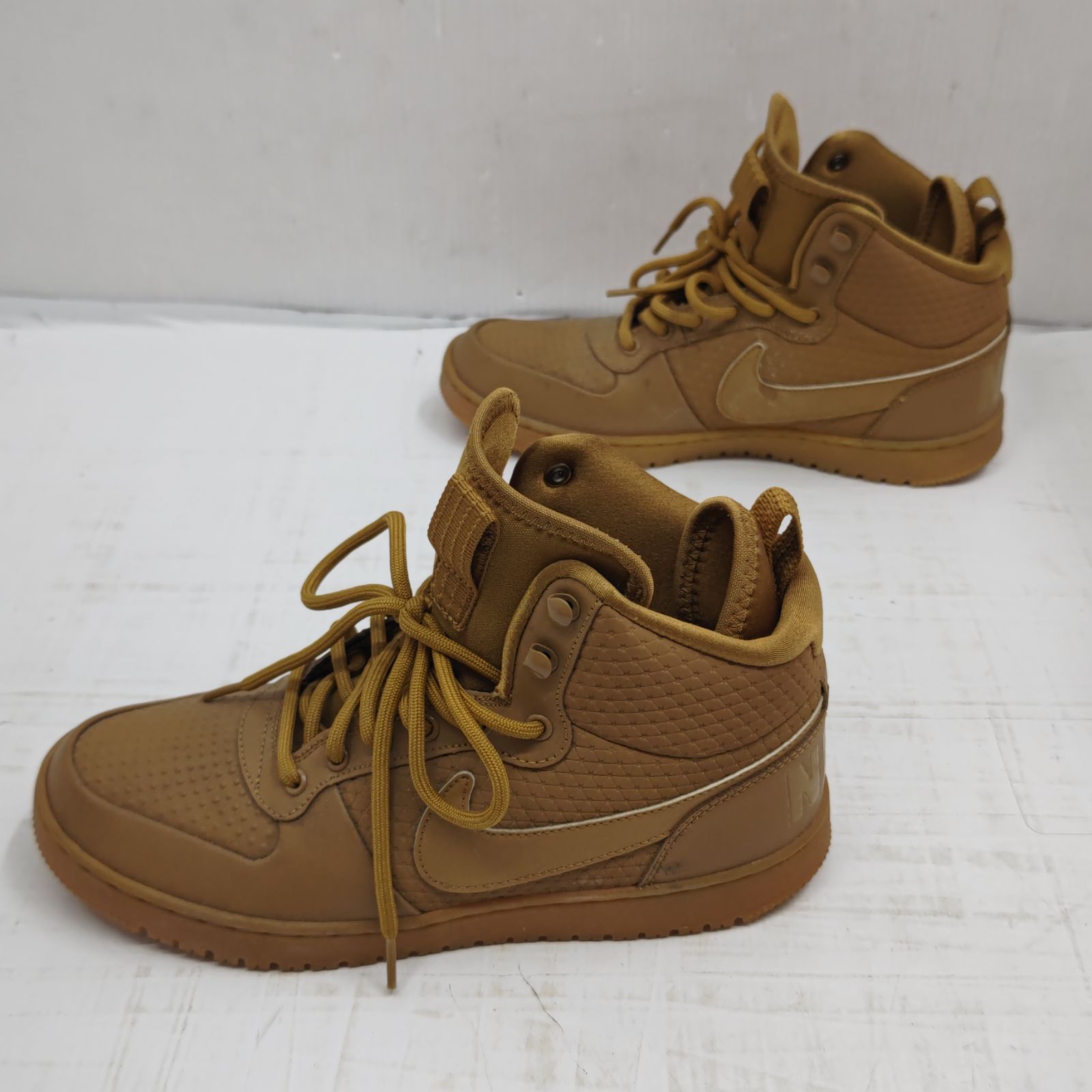 h62976ナイキ NIKE COURT BOROUGH MID WINTER コート バーロウ ミッド ウィンター ハイカットスニーカー メンズ  AA0547-700 スニーカー シューズ 靴 メンズ 26.5cm 良品 - メルカリ