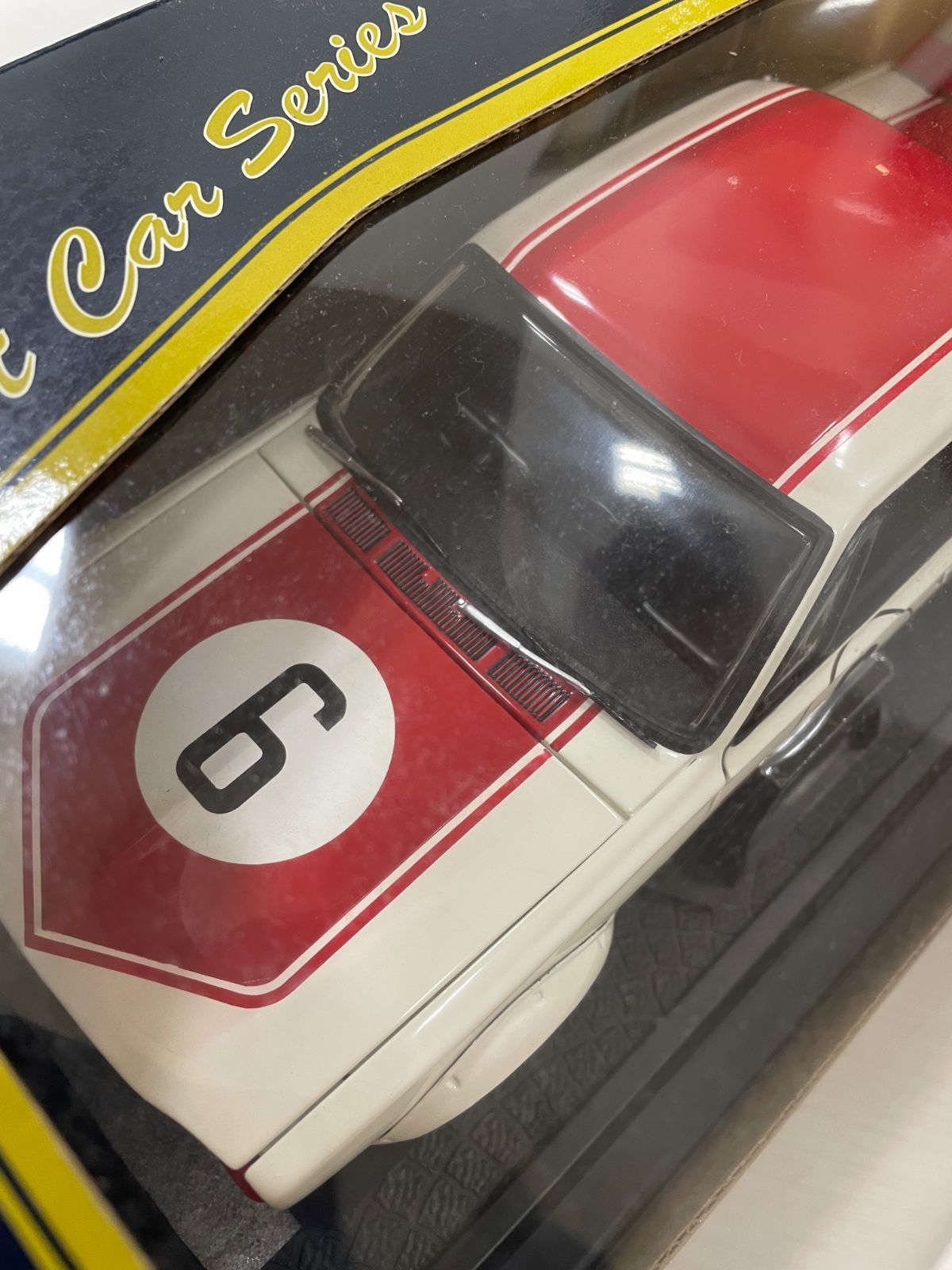 管理番号-P KYOSHO 京商 1 18SCALE ニッサン スカイライン 2000GT-R KPGC10 レーシングNo.6 No.08122R 現状品