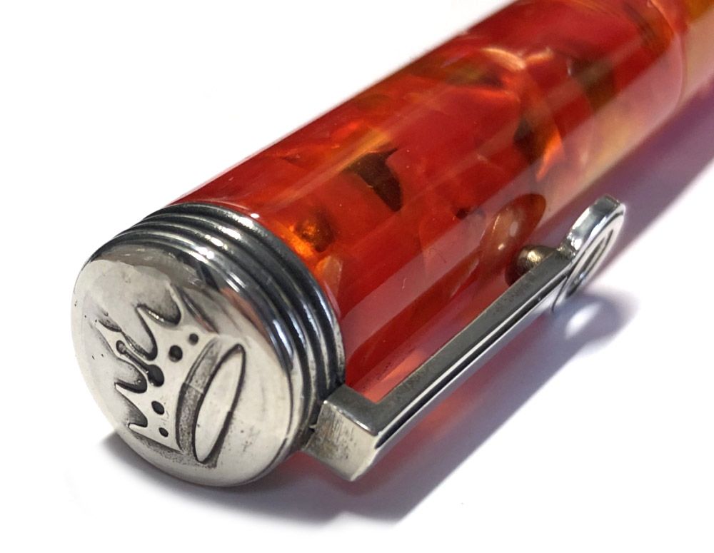 新品同様 クローネ 万年筆 オレンジ Krone 筆記具 18Kペン先 王冠  