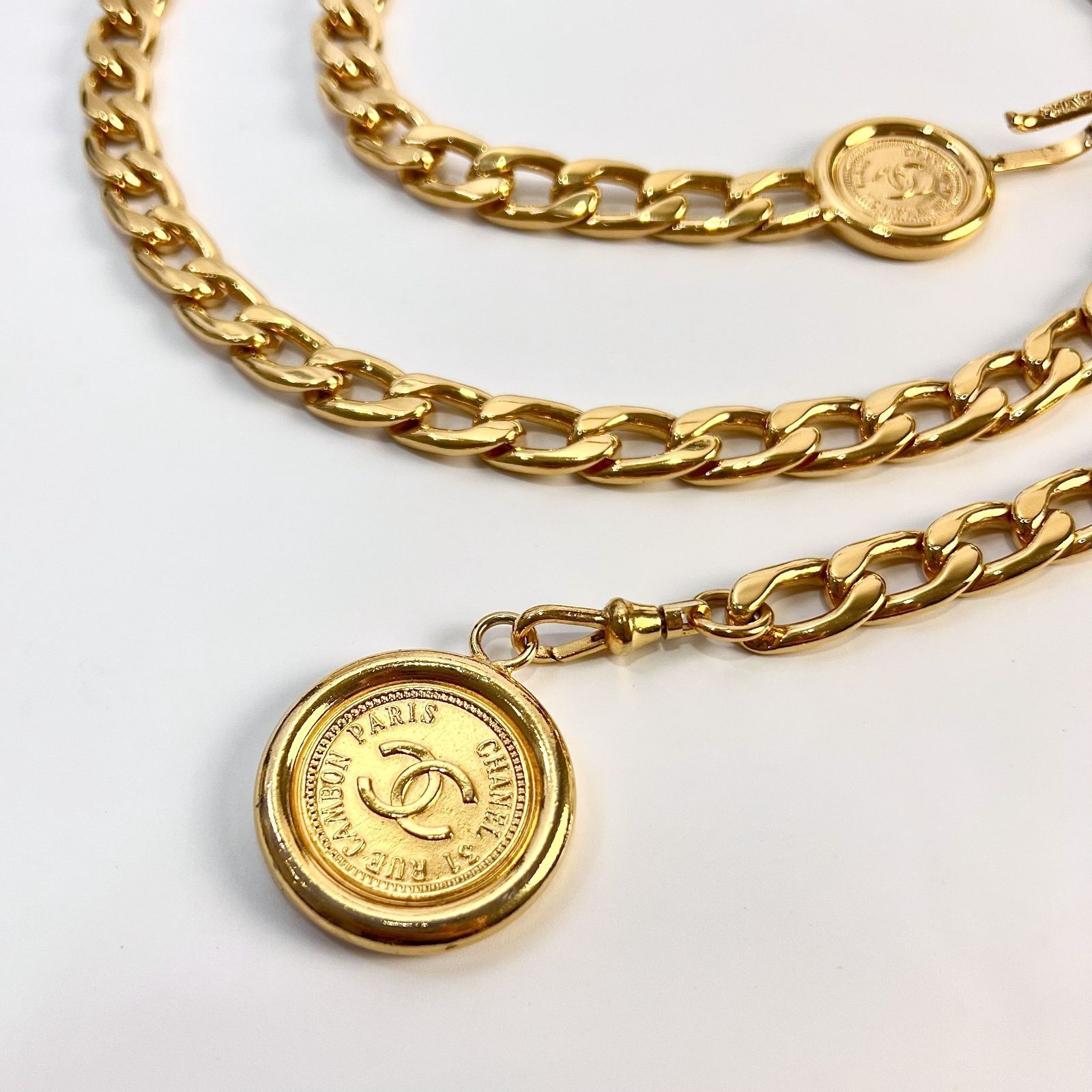 【CHANEL】 31RUE CAMBON ゴールドチェーンココマーク極美品 CHANEL】 31RUE CAMBON ゴールドチェーンココマーク極美品