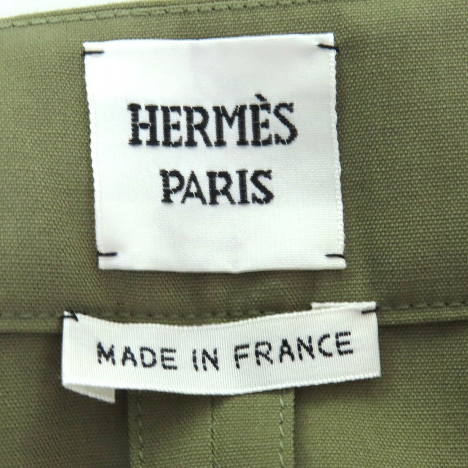 レザーベルトモチーフ付き ラップスカート