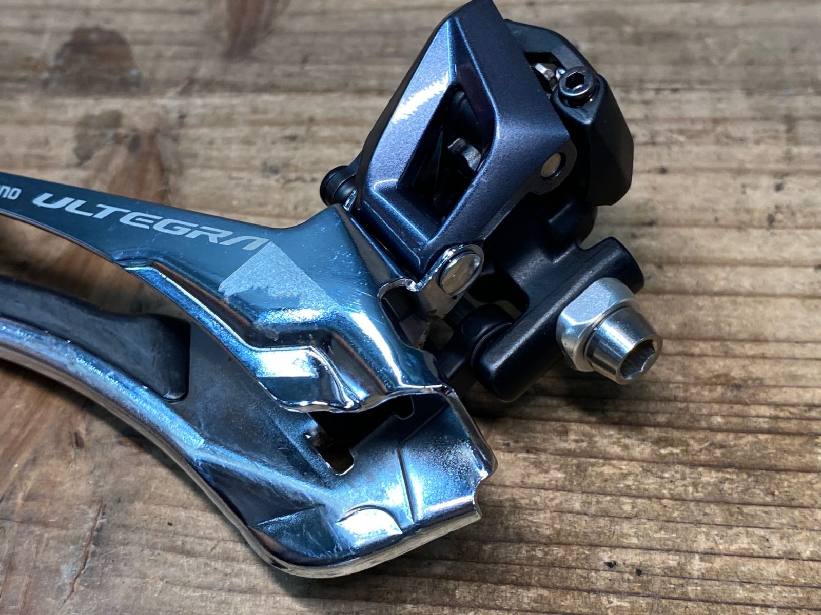 JB557 シマノ SHIMANO アルテグラ ULTEGRA FD-R8000 フロント
