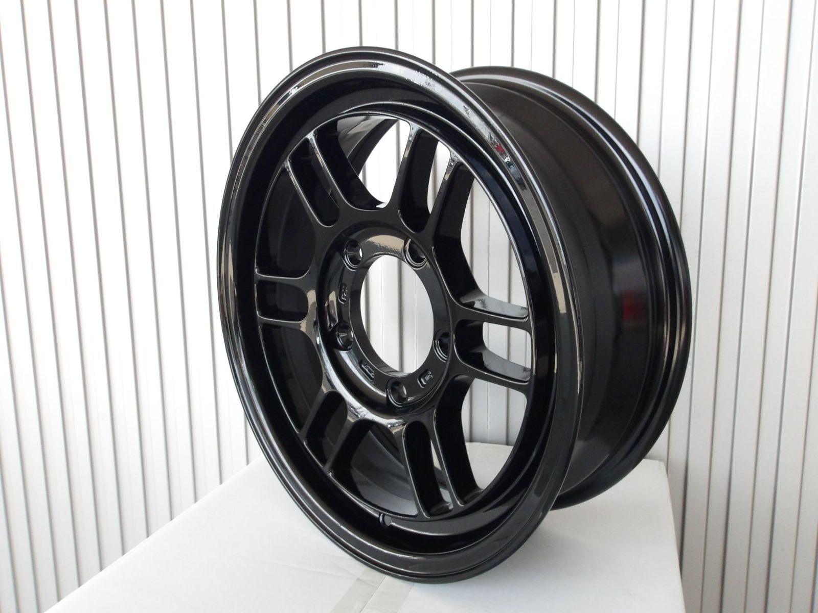 在庫あり 品 ジムニーＪＢ２３ 軽量１６インチ ４本セット RPT1 グロスブラック