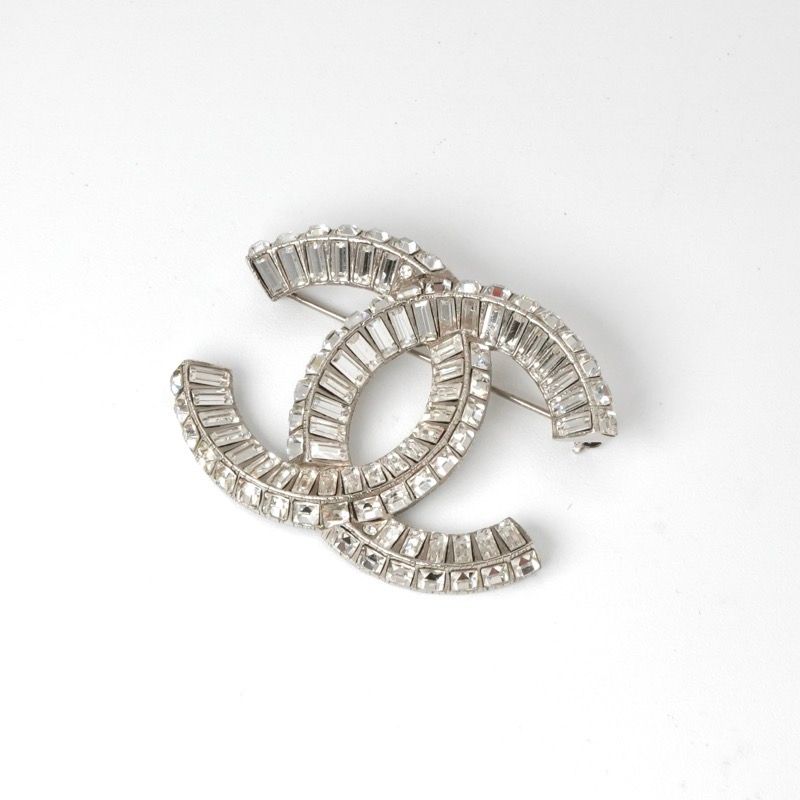 CHANEL シャネル ブローチ・コサージュ シルバー 4500125E0057 シャネル CHANEL ブローチ コサージュ シルバー ココマーク