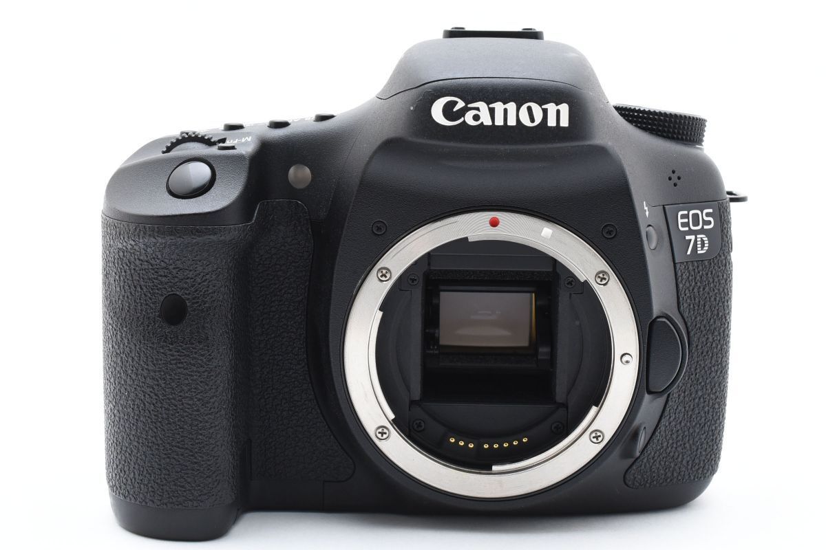 ショット数34600回 美品 Canon EOS 7D 充電器付き 付属品多数 AA4055